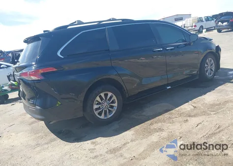 2021 Toyota Sienna Xle z USA, uszkodzony, nr VIN 5TDYRKEC0MS065277